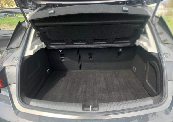 Opel Astra cena 46000 przebieg: 78000, rok produkcji 2016 z Gdynia małe 379